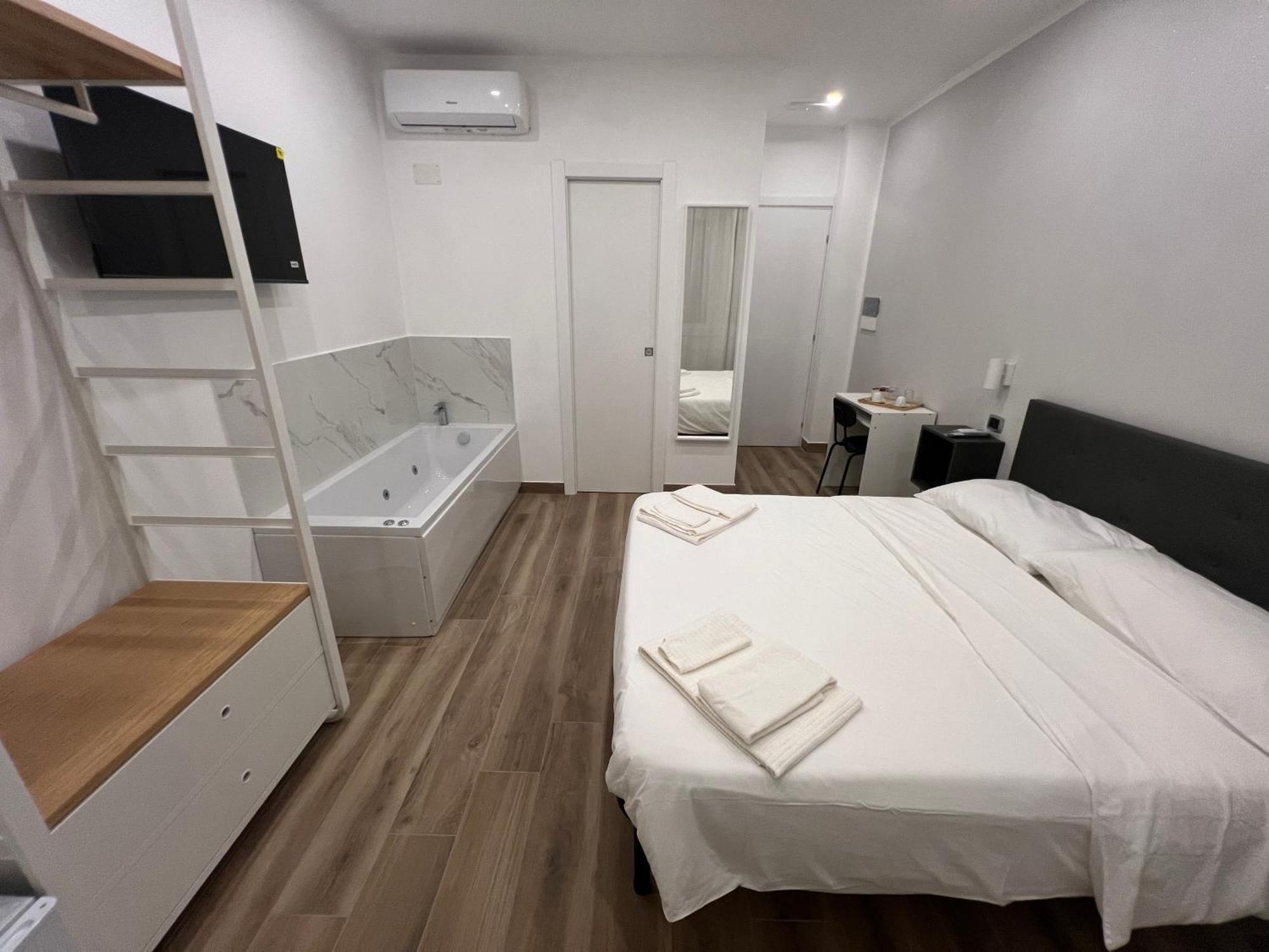 Suite 98 Rome Bagian luar foto
