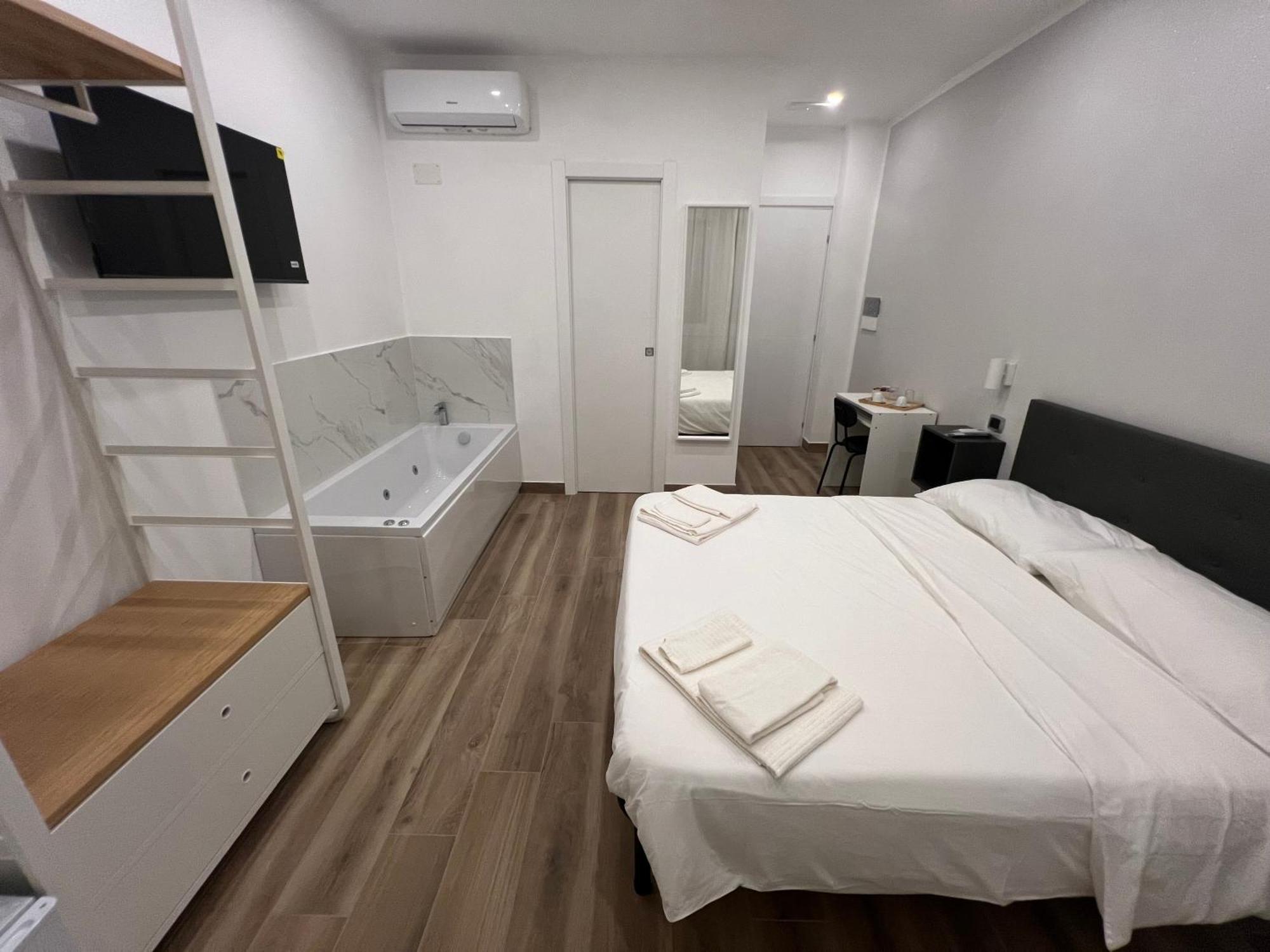 Suite 98 Rome Bagian luar foto